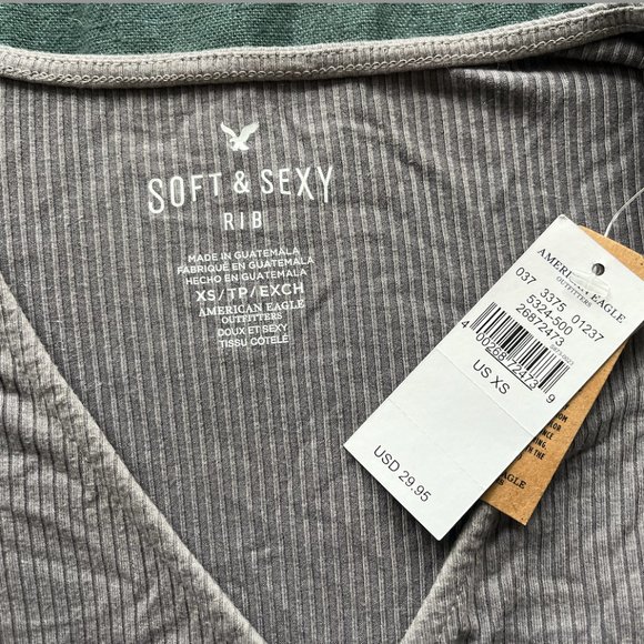 AEO Ribbed Long Sleeve Bodysuit - Picture 3 of 4